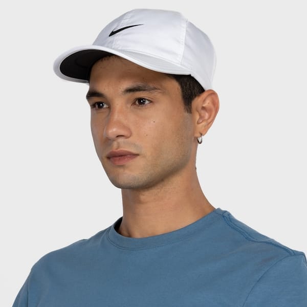 Vista 2 Boné Aba Curva Nike Strapback Dri-Fit Club AB FL P - Adulto Nike BRANCO/PRETO