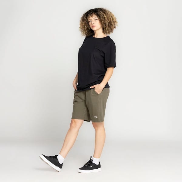 Vista 2 Bermuda Fila Heritage Essential II Fila VERDE ESCURO