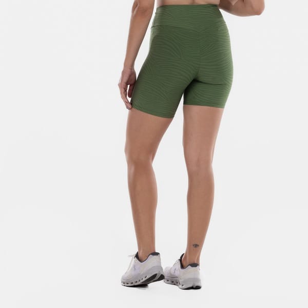 Vista 2 Bermuda Feminina Vestem Myst Proteção UV Vestem VERDE ESC/VERDE CLA