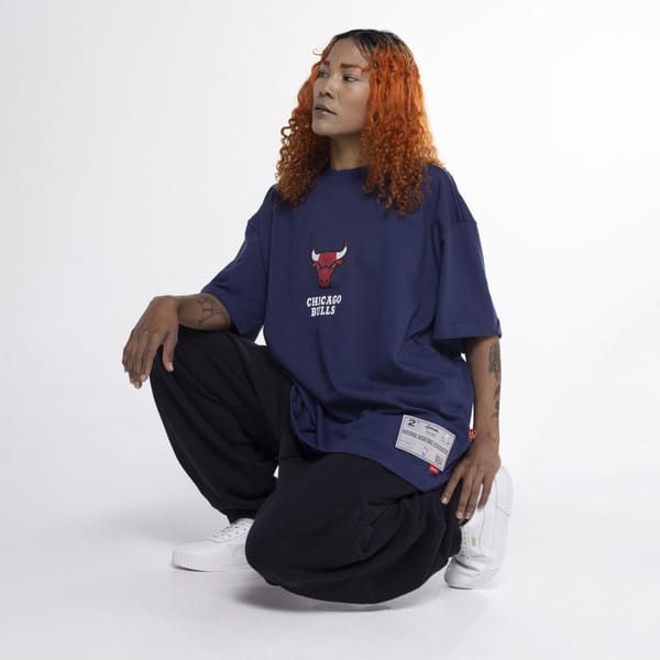 Vista 2 Camiseta do Chicago Bulls Approve NBA Bear Manga Curta Approve AZUL ESCURO