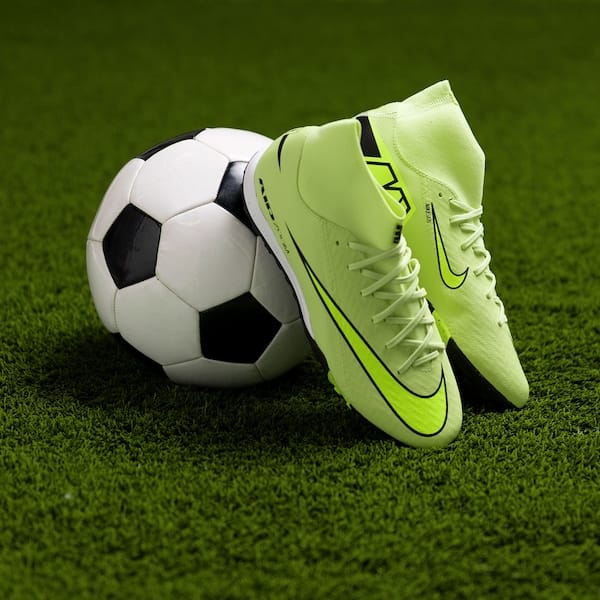 Vista 2 Chuteira Society Nike Mercurial Superfly 10 Academy Adulto Nike VERDE CLARO/PRETO