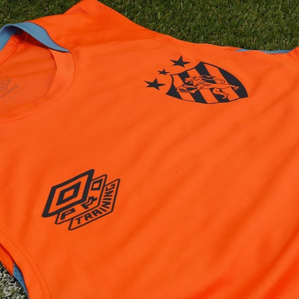 Vista 2 Camisa Regata do Sport CIub do Recife 25/26 Treino Umbro Masculina Umbro LARANJA/AZUL