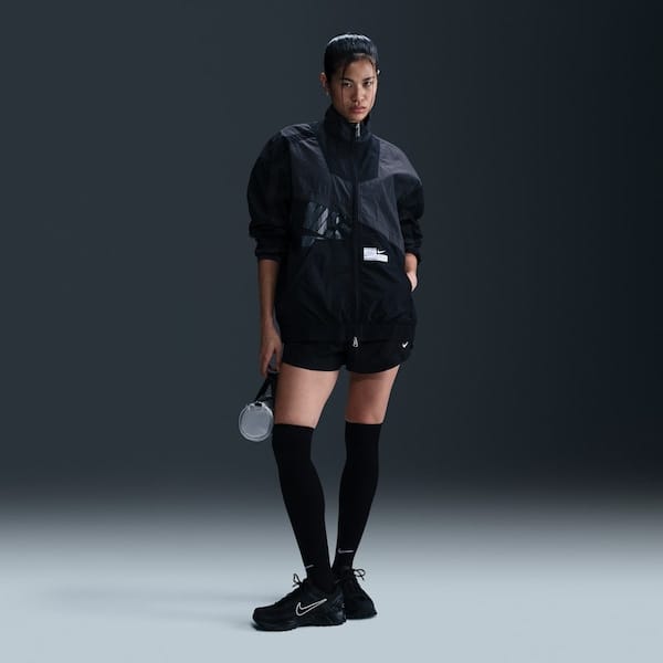 Vista 2 Jaqueta Feminina Sportswear Woven Nike PRETO/CINZA