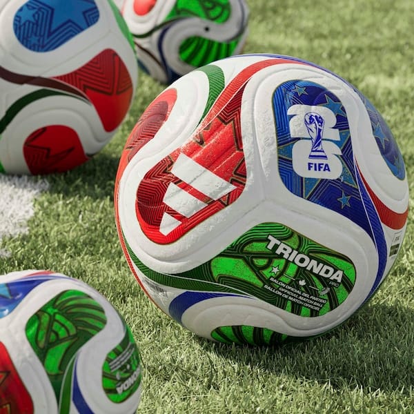 Bola de Futebol adidas Trionda Oficial da Copa do Mundo FIFA 2026 - Pro Jogo - 2