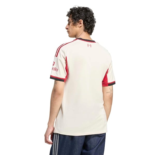 Vista 2 Camisa do Liverpool II 25/26 Torcedor adidas Masculina Adidas BEGE