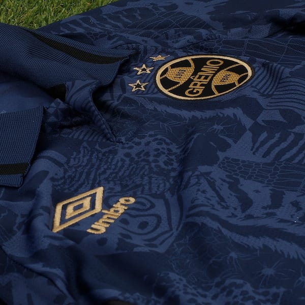 Vista 2 Camisa do Grêmio III 25/26 Torcedor Umbro Juvenil Umbro AZUL/PRETO