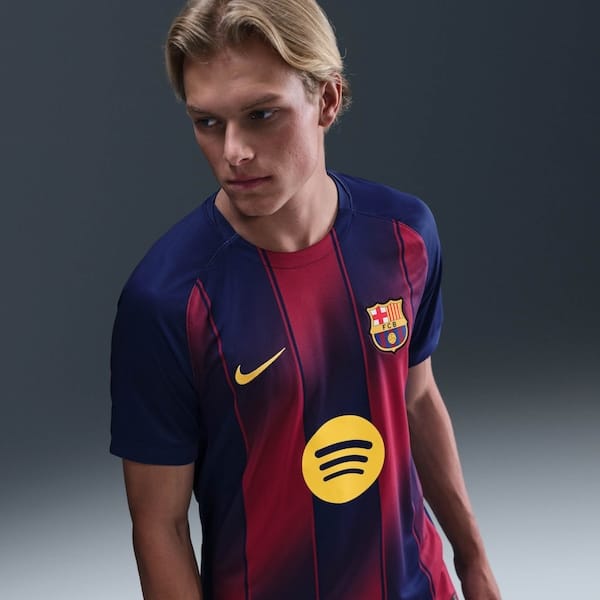 Vista 2 Camisa do Barcelona I 25/26 Torcedor Nike Masculina Nike AZUL/VINHO