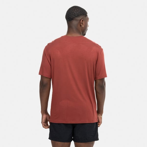 Vista 2 Camiseta Fila Adaptable Smart Cotton Masculina Fila VINHO