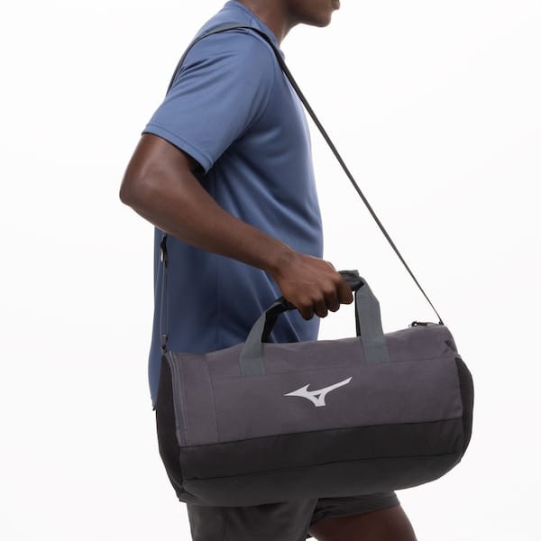 Vista principal Mala Mizuno Gym 25 Litros Mizuno CINZA ESCURO