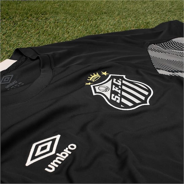 Vista 2 Camisa do Santos 25/26 Goleiro Umbro Masculina Umbro PRETO/BEGE