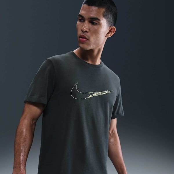 Vista 2 Camiseta Nike Dri-FIT Masculina Nike Preto