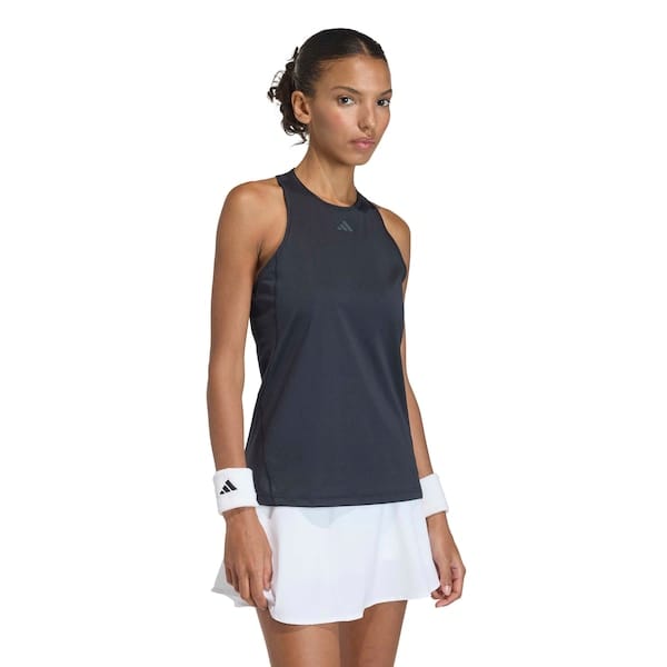 Camiseta Regara adidas Club - Feminina