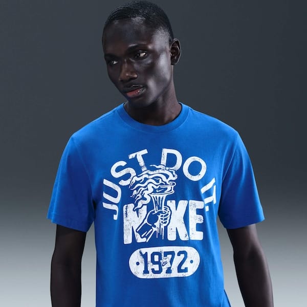 Vista 2 Camiseta Nike Sportswear JDI Vintage Masculina Nike AZUL