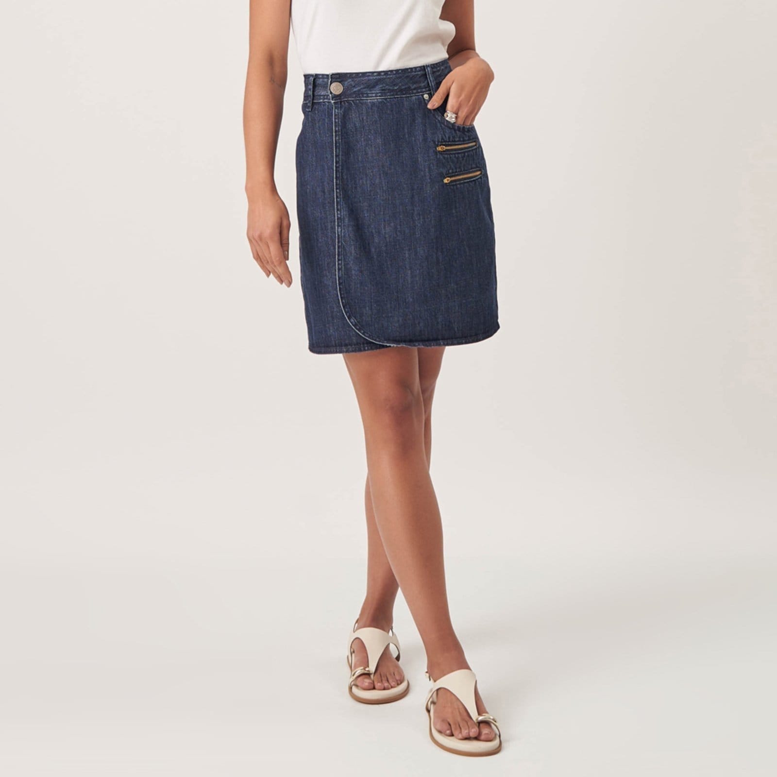 Saia Jeans Transpassada Com Dois Zíperes Azul Escuro