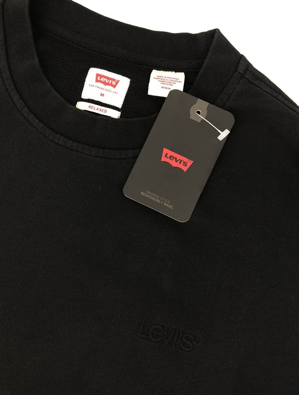 Vista 2 Moletom Levis Masculino Crewneck Fleece Embroidered Blue Preto Levis amarelo blue