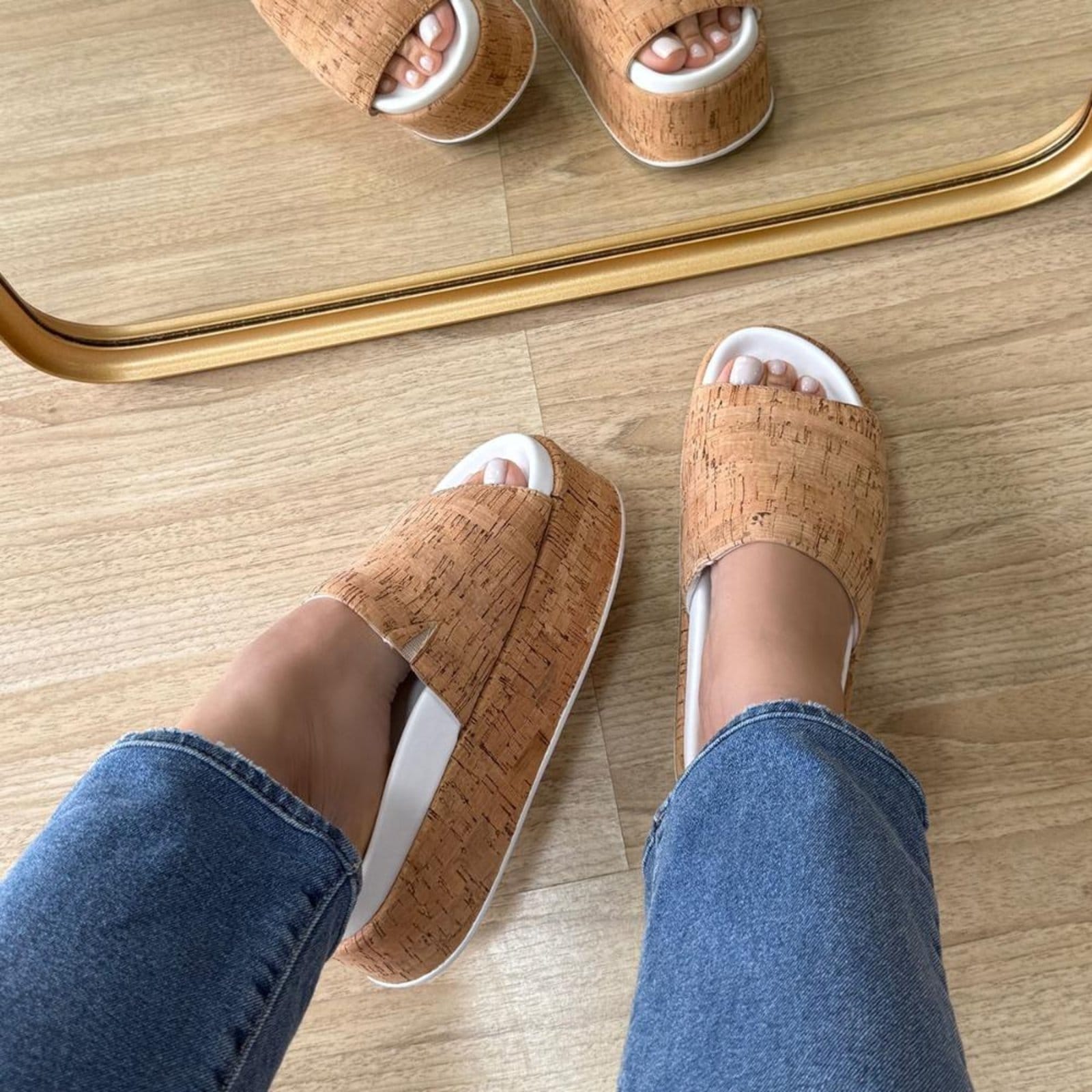 Vista 2 Dayana - Tamanco Plataforma Cortiça Damannu Damannu Shoes bege