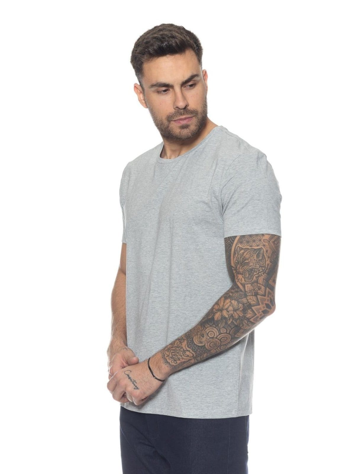 Vista 2 Kit 2 Camisetas Masculina Algodão Premium Crocker Cinza Mescla e Marinho - 49196 Crocker multicolorido