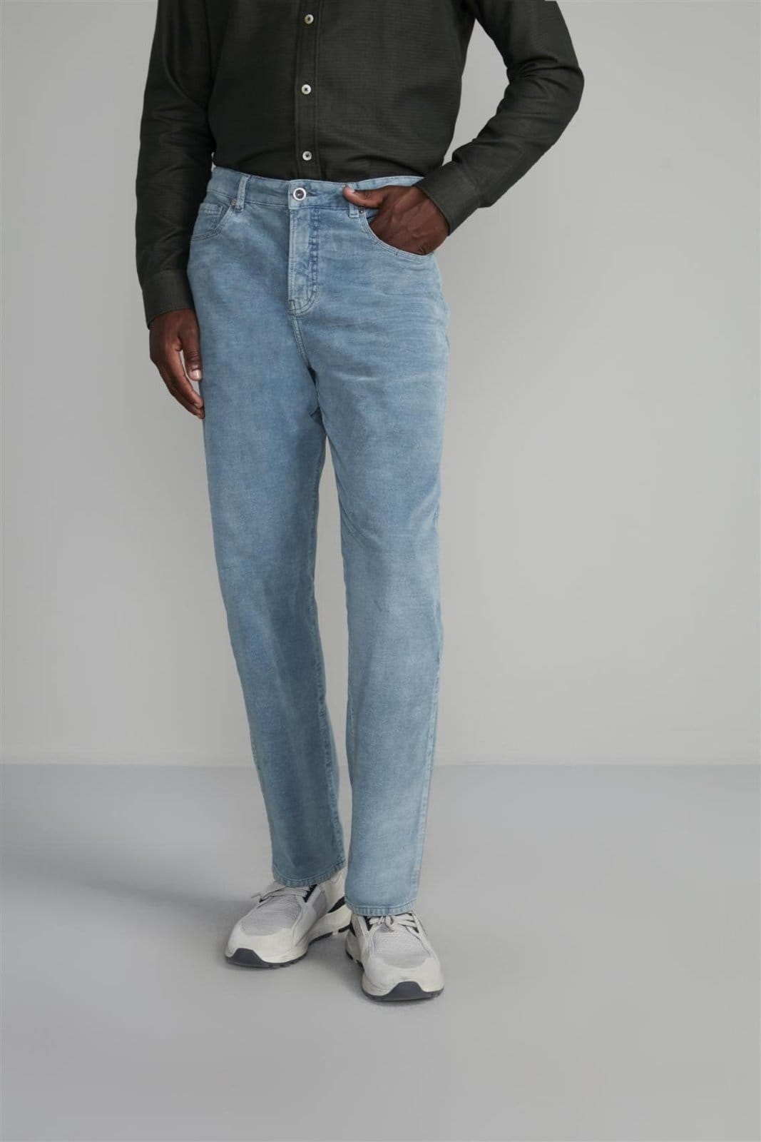 HIGHSTIL Calça Jeans Comfort - Lavagem Clara