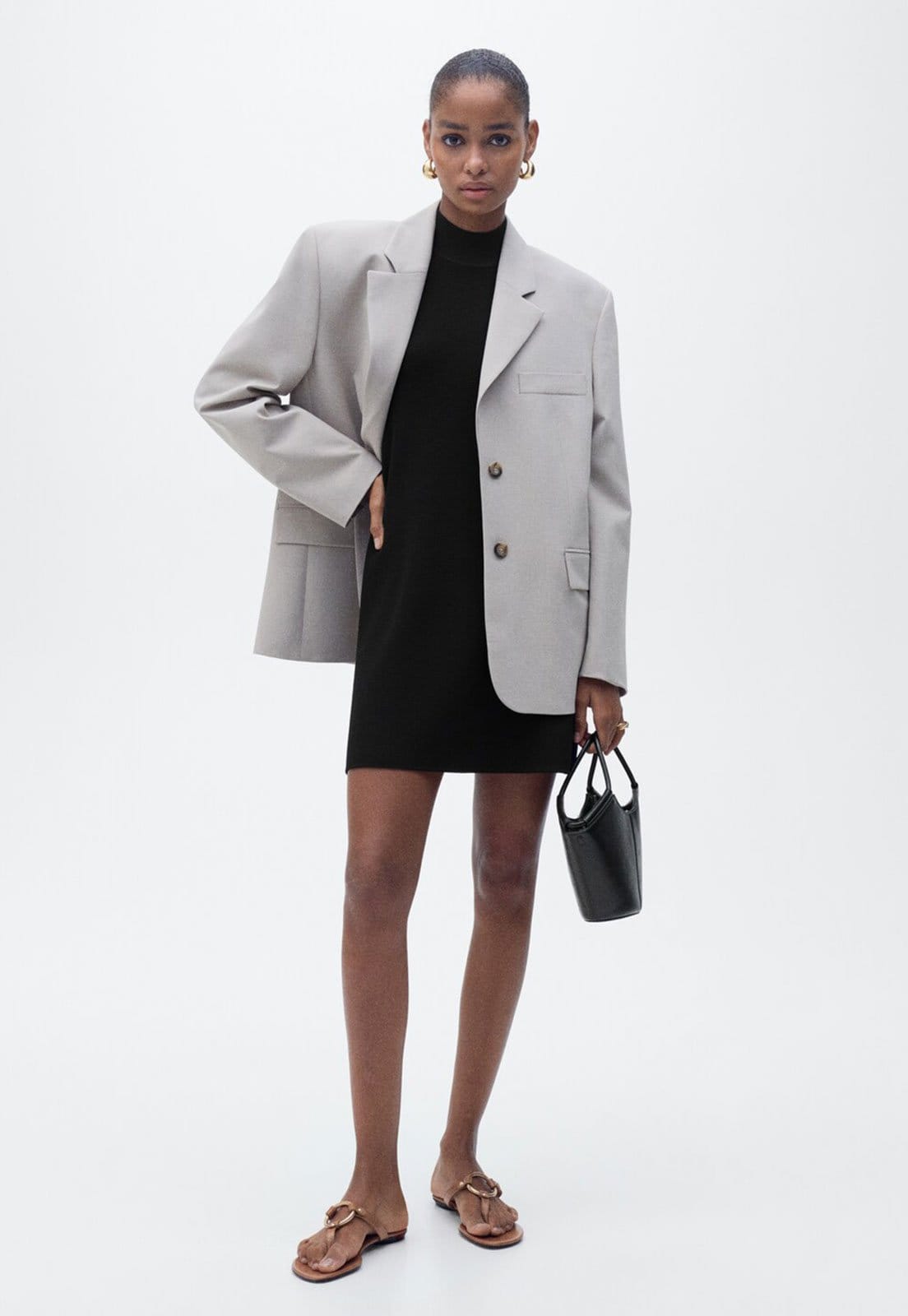 Vista 2 Vestido Mango Curto Tricot Mango preto