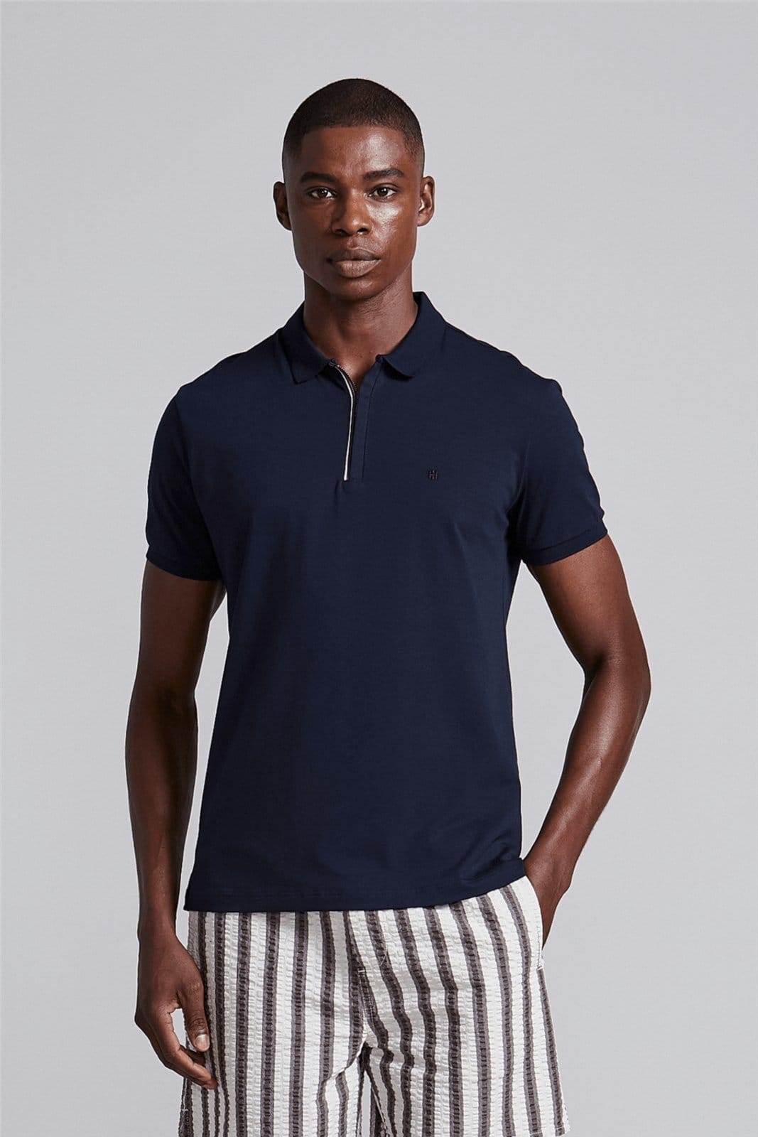 Vista principal HIGHSTIL Camisa Polo com Zíper Malha Slim Fit HIGHSTIL azul marinho