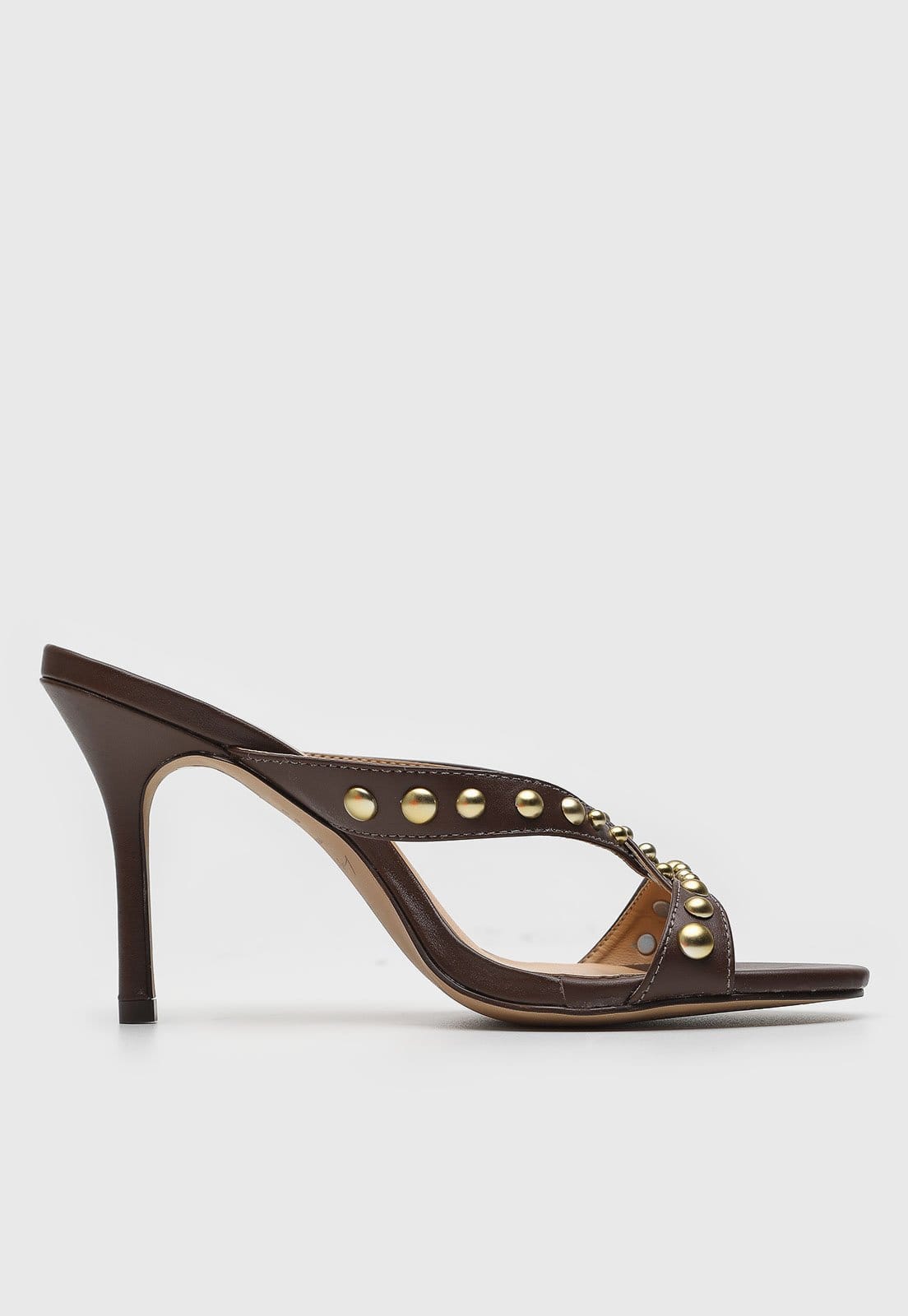 Vista 2 Sandália Feminina Luiza Barcelos Tachas Luiza Barcelos marrom