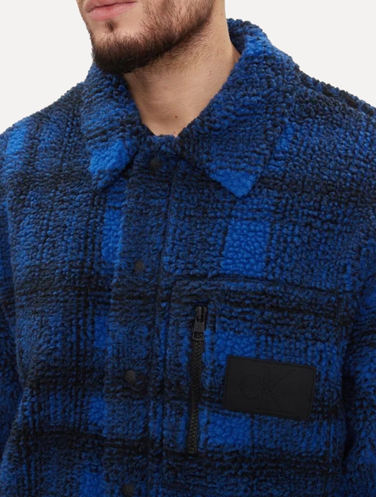 Vista 2 Jaqueta Calvin Klein Jeans Sherpa Overshirt Xadrez Escuro Calvin Klein azul