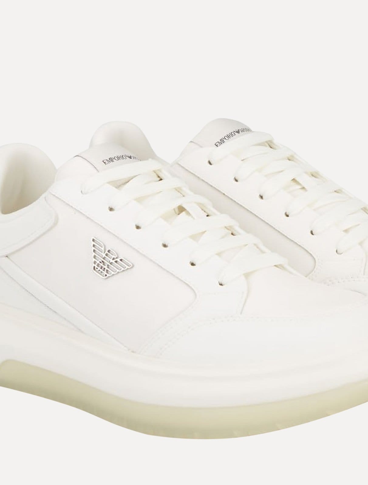 Vista 2 Tênis Empório Armani Masculino Logo Águia Metálico Emporio Armani branco