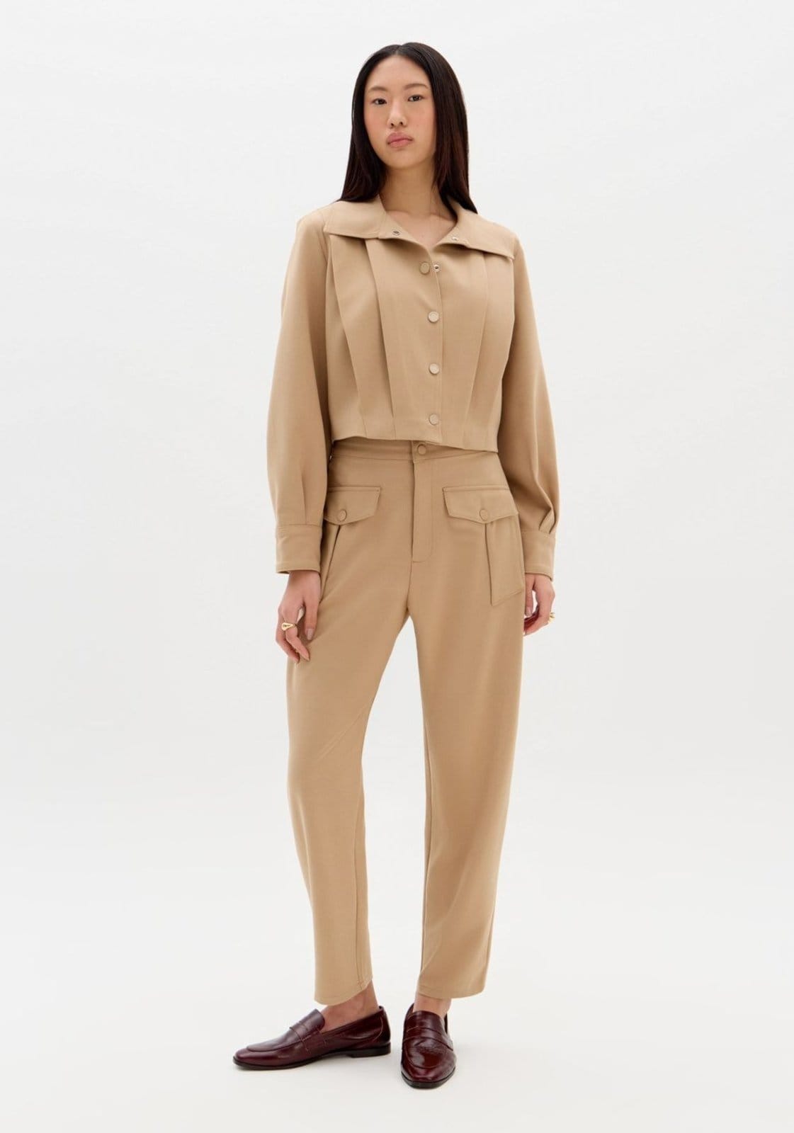 Calça Alfaiataria Carrot Cintura Média