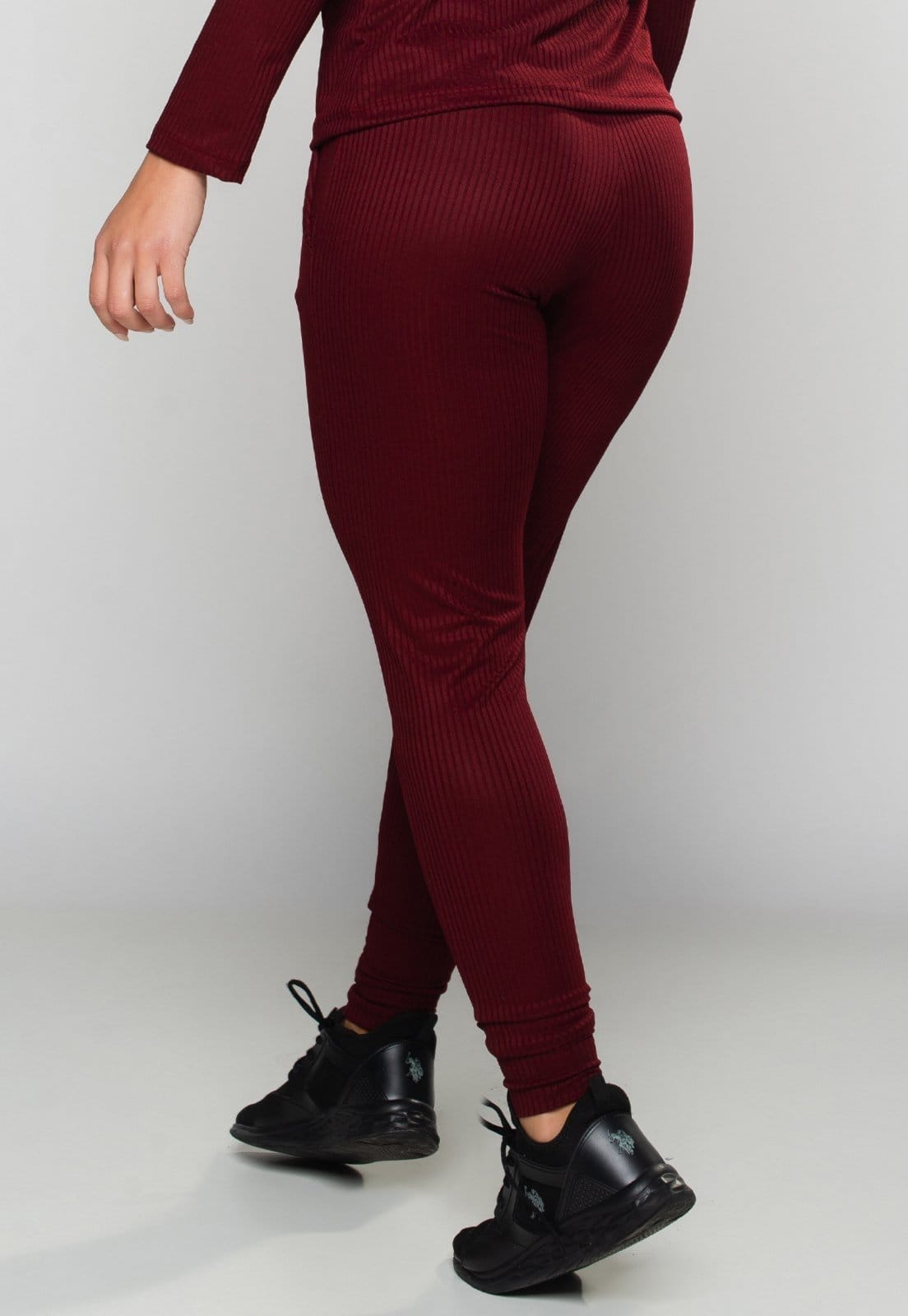 Vista 2 Calça Jogger MVB Modas Canelada Ribana Feminina Moda Cintura Alta Mvb Modas vinho