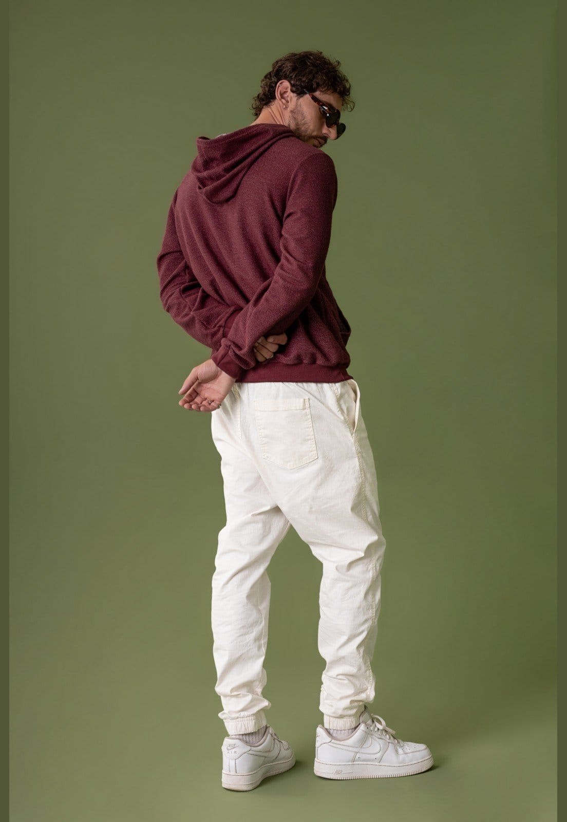 Blusão com Bolso Canguru em Moletom Masculino The Philippines - 2