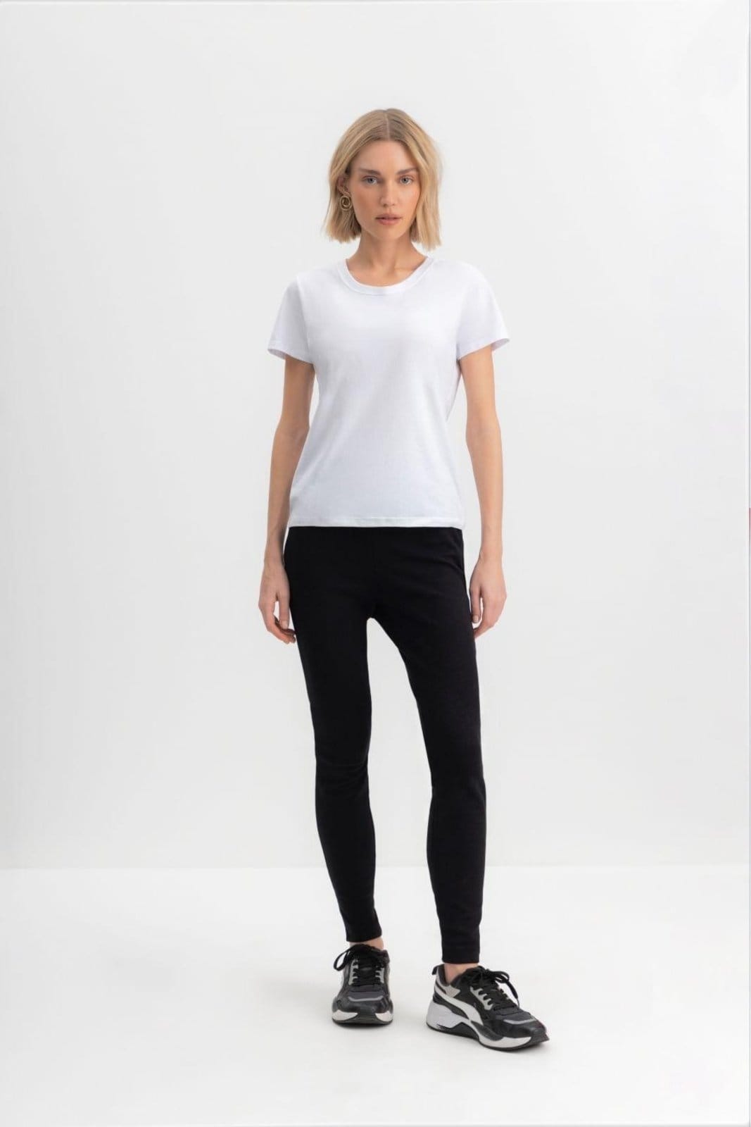 Calça feminina em cotton Essendi