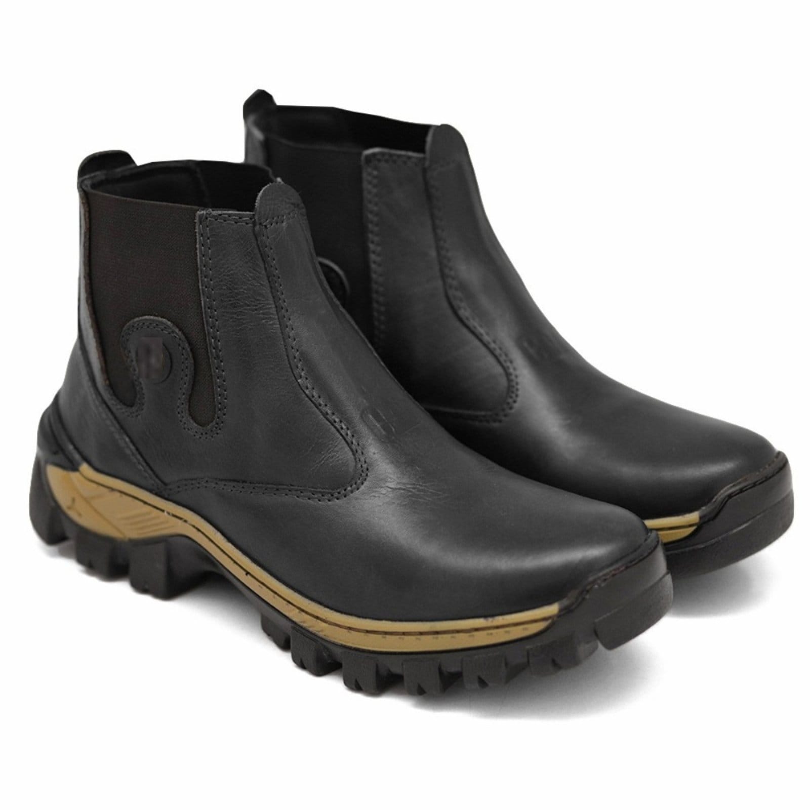 Bota Masculina em Couro com Solado Adventure de Borracha Preta