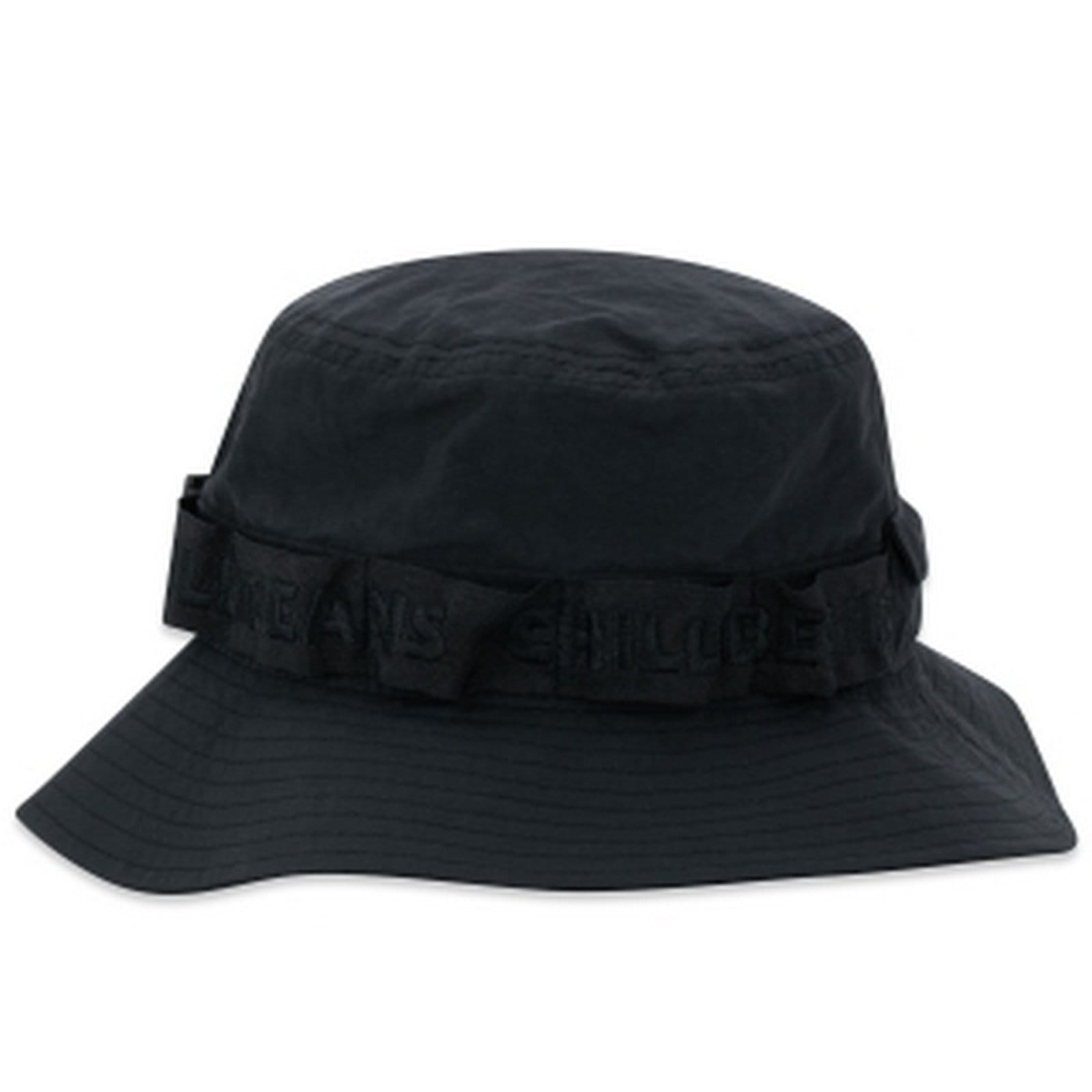 Vista 2 Chapéu New Era Bucket X Chilli Beans new era preto