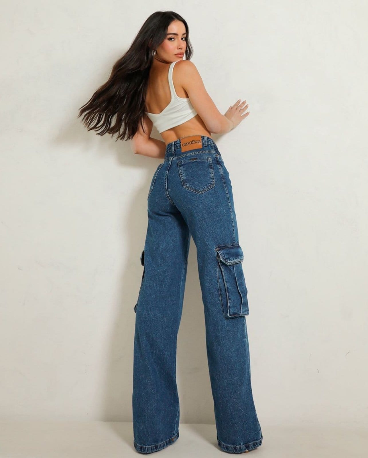 Vista 2 Calça Wide Leg Feminina Cargo 24952 Sky Escuro Consciência jeans