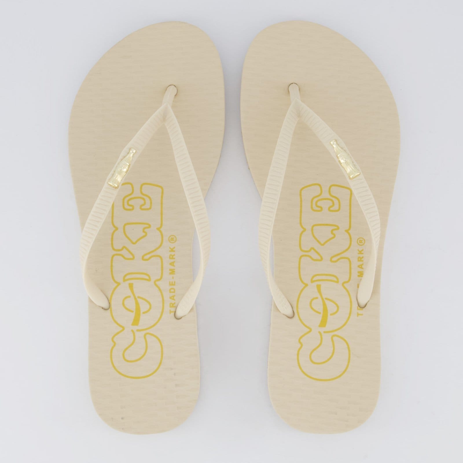Chinelo Coca Cola Metallic Feminino Bege