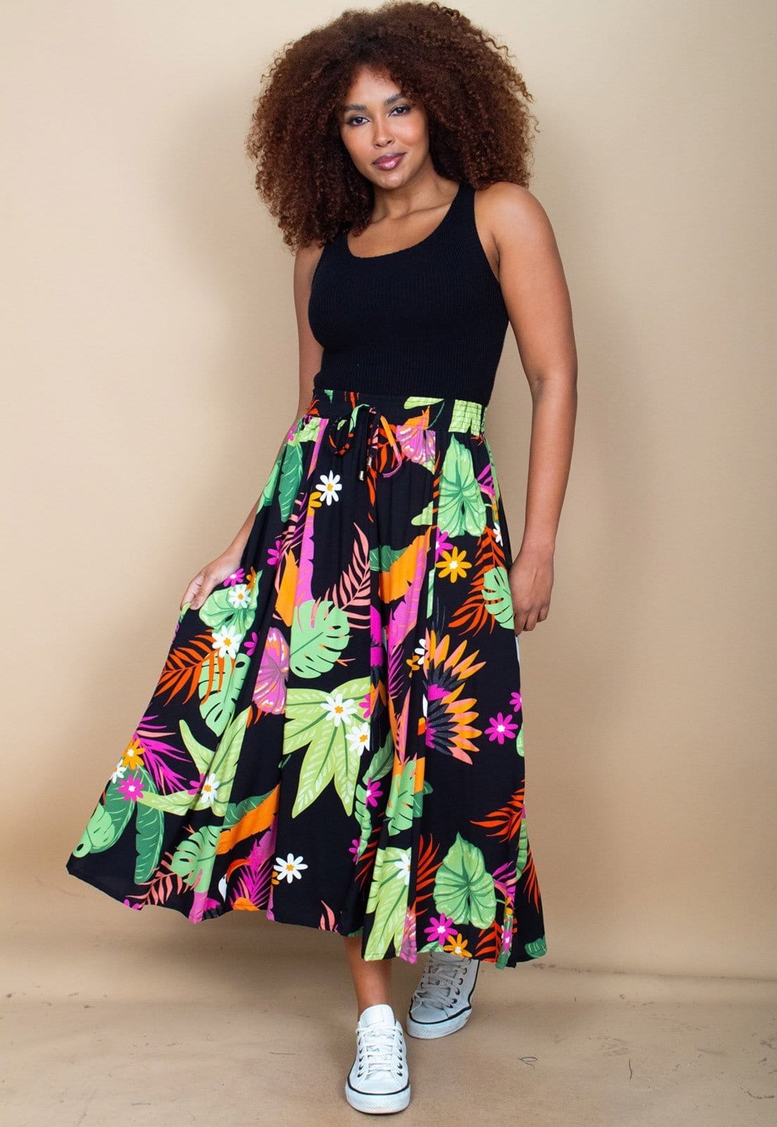 Saia Cabanafree Longa Viscose Estampa Noite Botânica