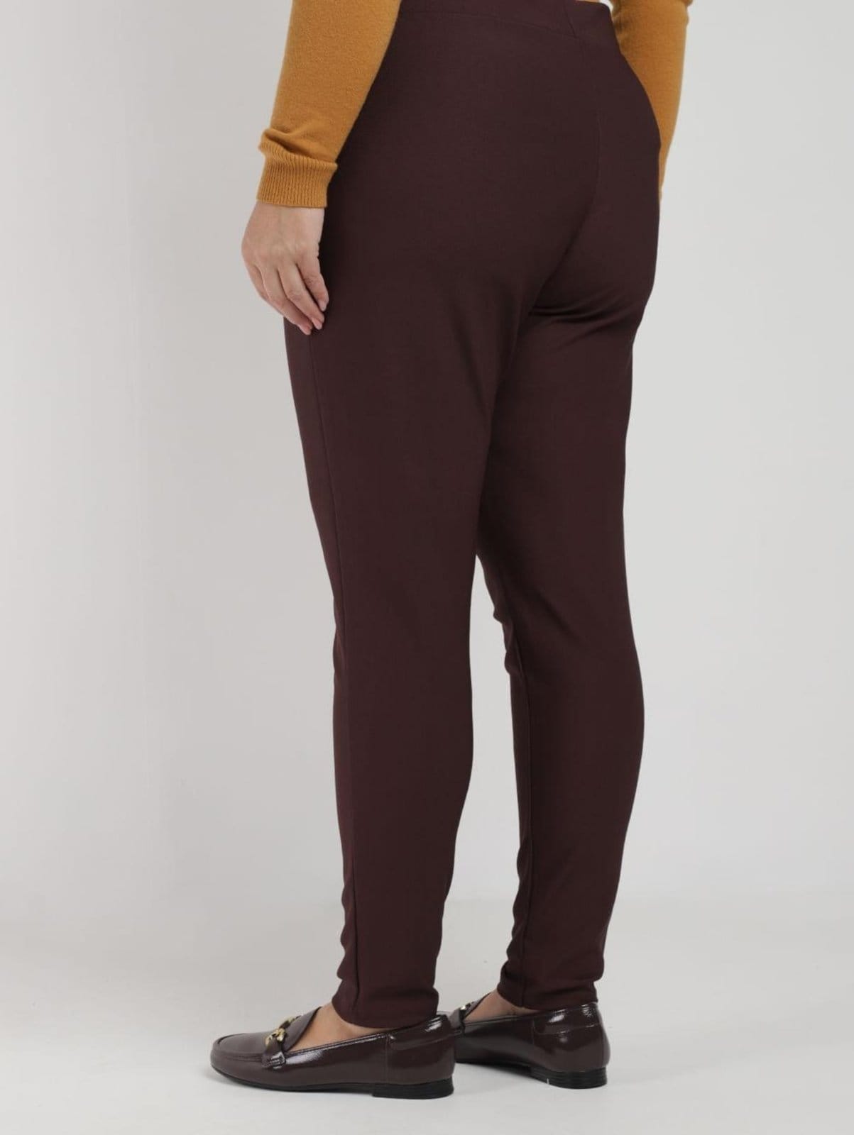 Vista 2 Calça Autentique Plus Size Feminina Autentique marrom