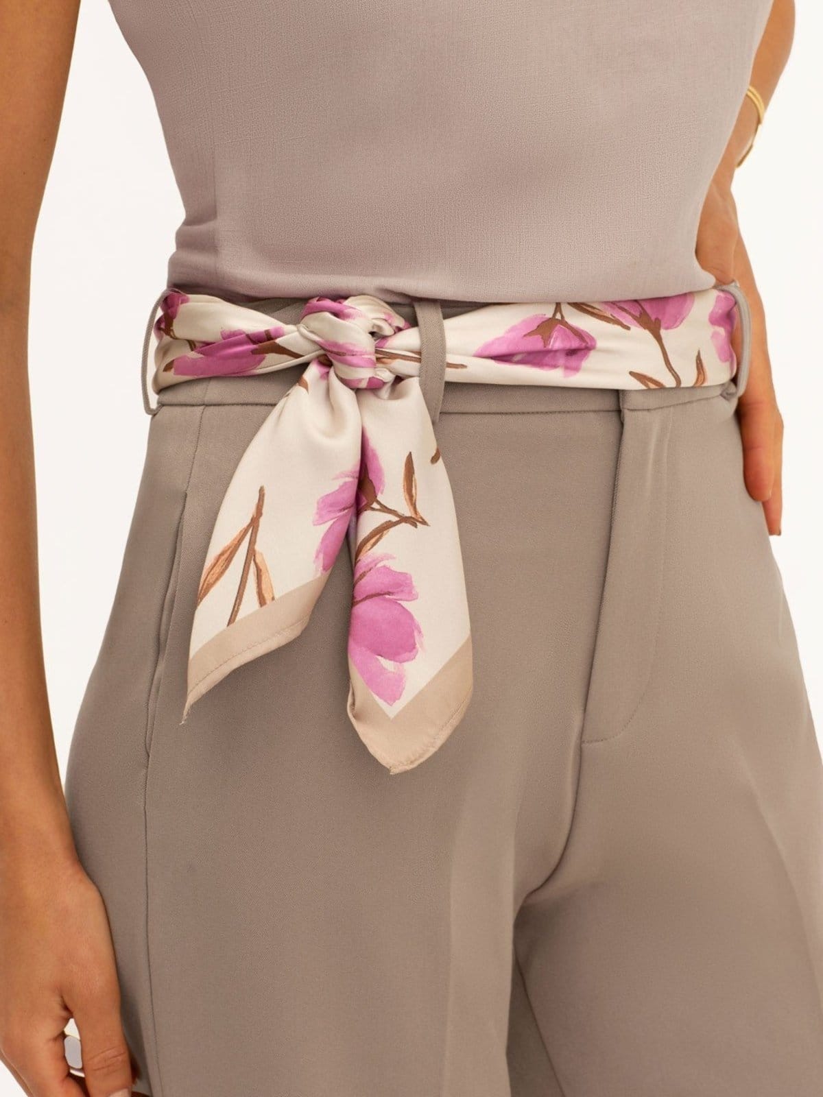 Lenço Barrado com Estampa de Rosas Flora