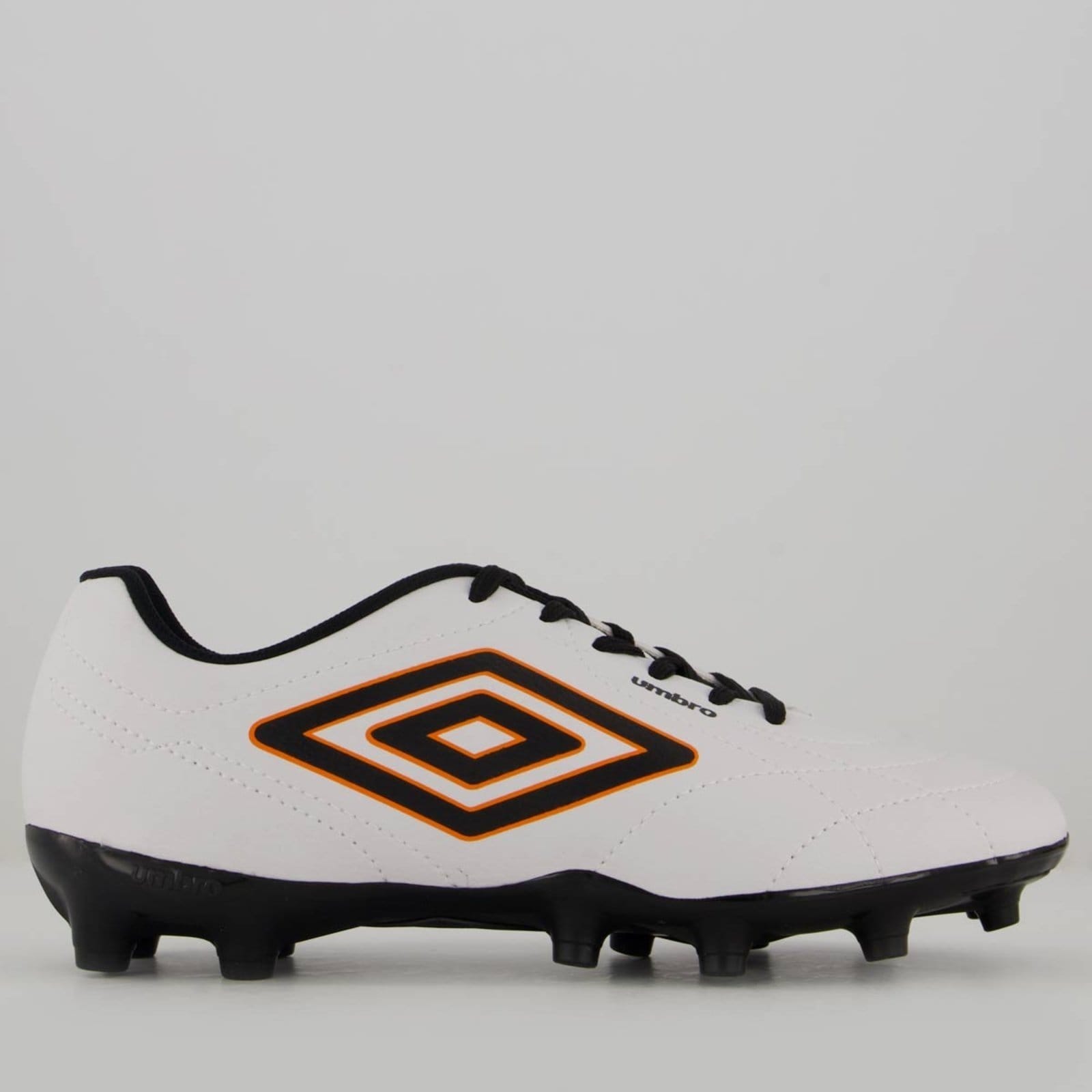 Chuteira Umbro Class Footballer Campo e Preto e Laranja