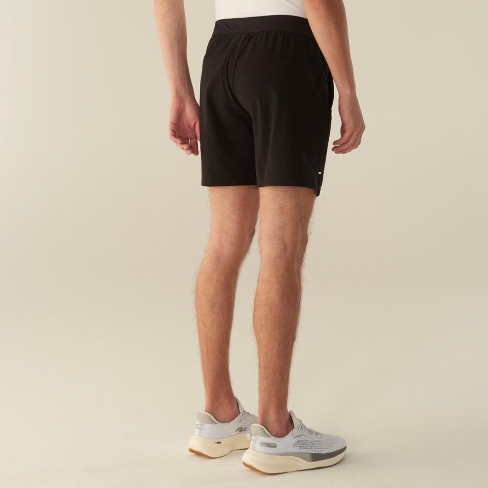 Vista 2 Shorts Fila Adaptable Future Sports 7" Masculino " Fila incolor