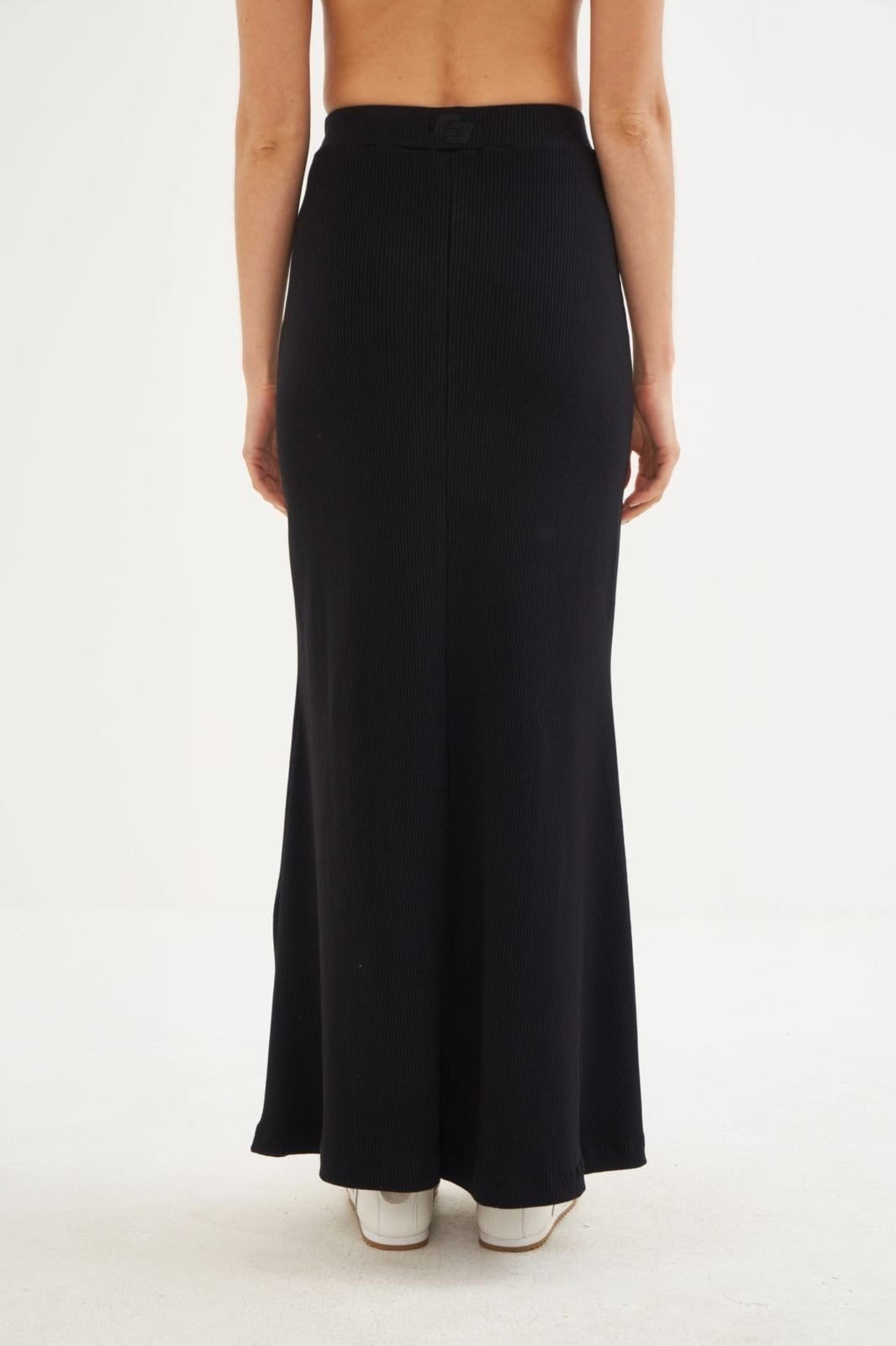 Vista 2 Saia Longa Canelada Cós Alto Colcci Colcci preto