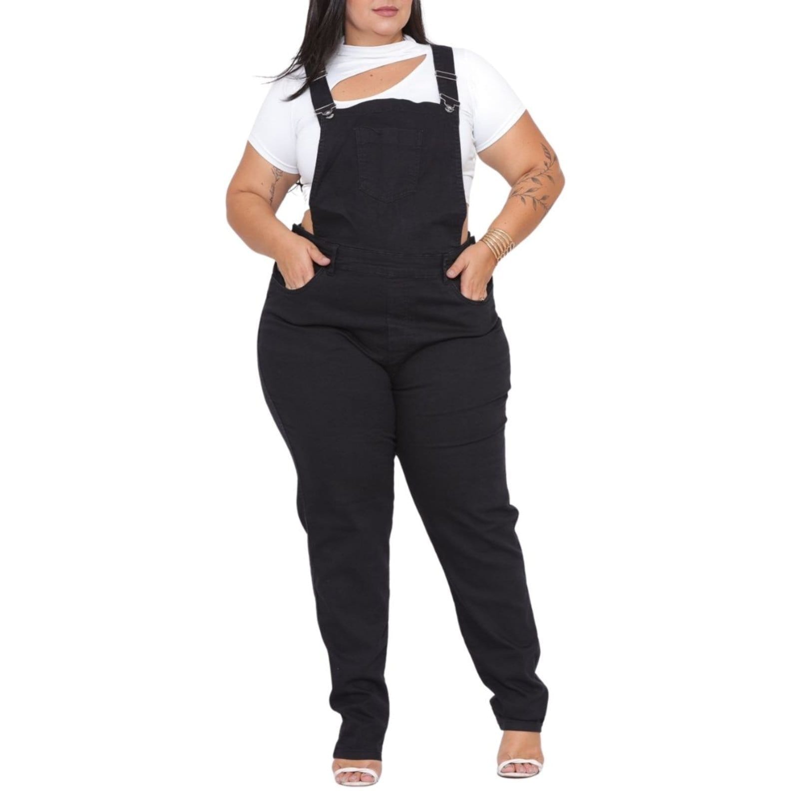 Macacão Jardineira Feminino Plus Size