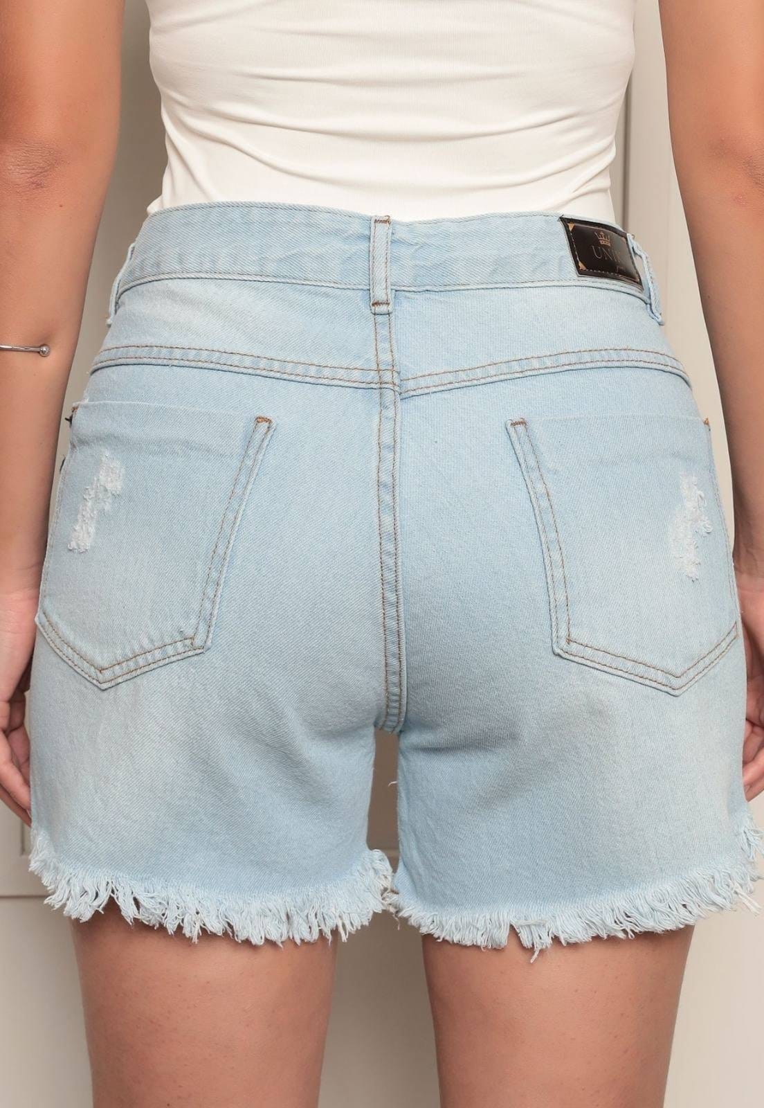 Vista 2 Shorts Feminino Ethereal Jeans Confortável E Estiloso com Barra Desfiada Moderno Lavagem Clara Ethereal Jeans azul