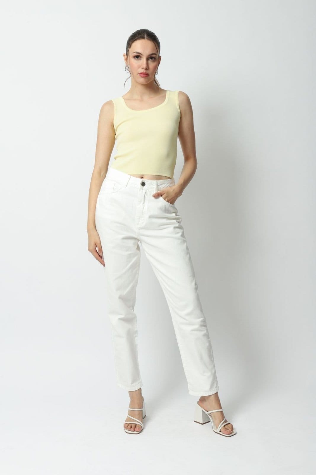 Calça Sarja Mom Off White 44