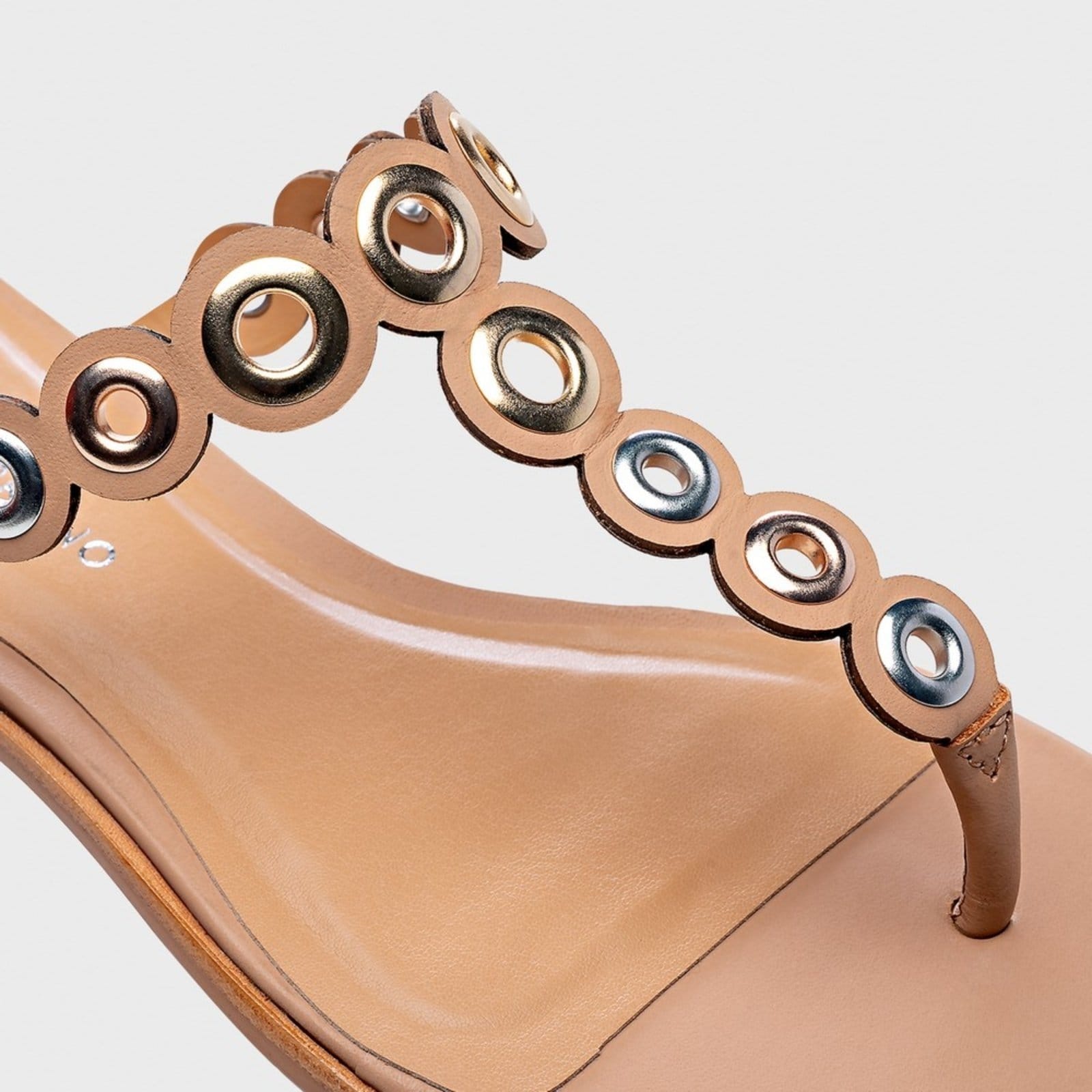 Vista 2 Chinelo Flat Carrano 699030 Marrom Claro Carrano unico