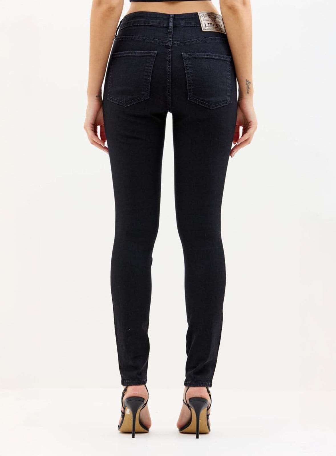 Vista 2 Calça Jeans Michele Triton Indigo Preto Triton preto indigo