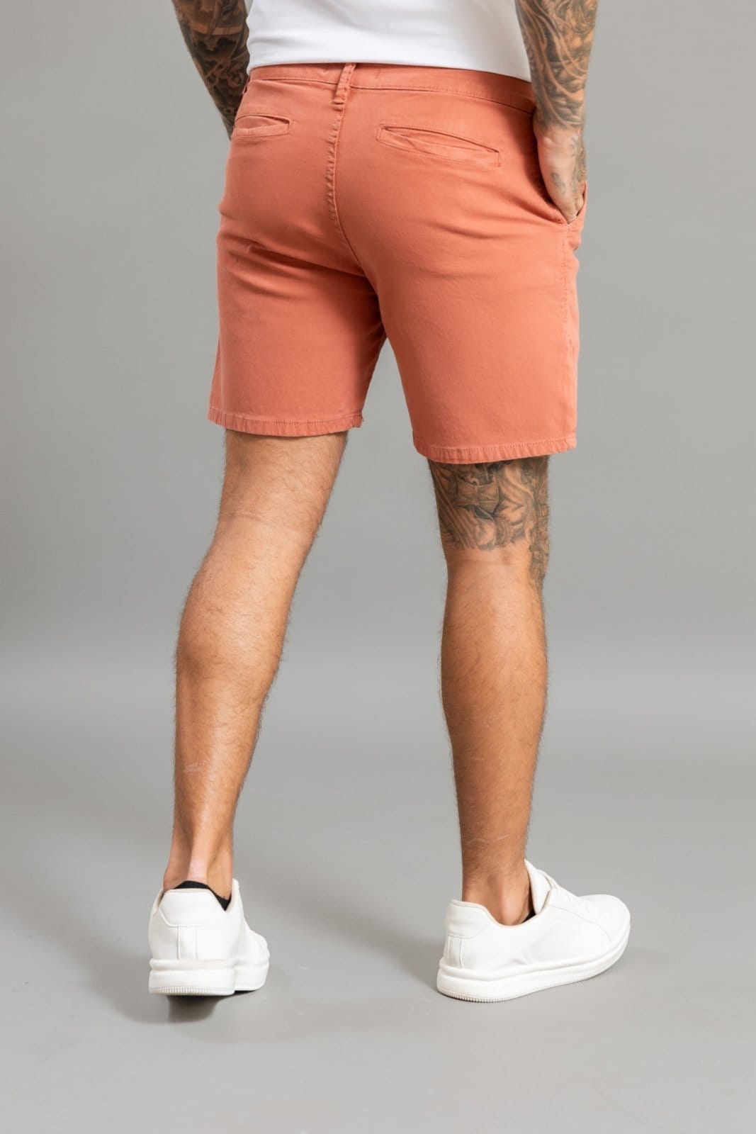 Vista 2 Bermuda Masculina Casual Sport Fino em Sarja Color Dialogo Terracota Dialogo Jeans azul