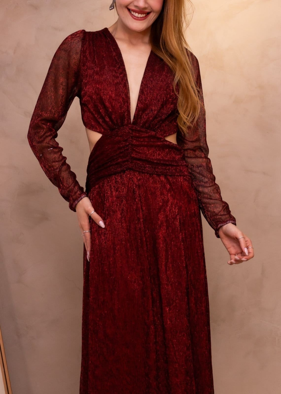 Vista 2 Vestido Longo Festa Madrinhas Formandas Manga Longa Abertura Lateral com Fenda Fios Lurex Zamy Marsala Cia do Vestido azul