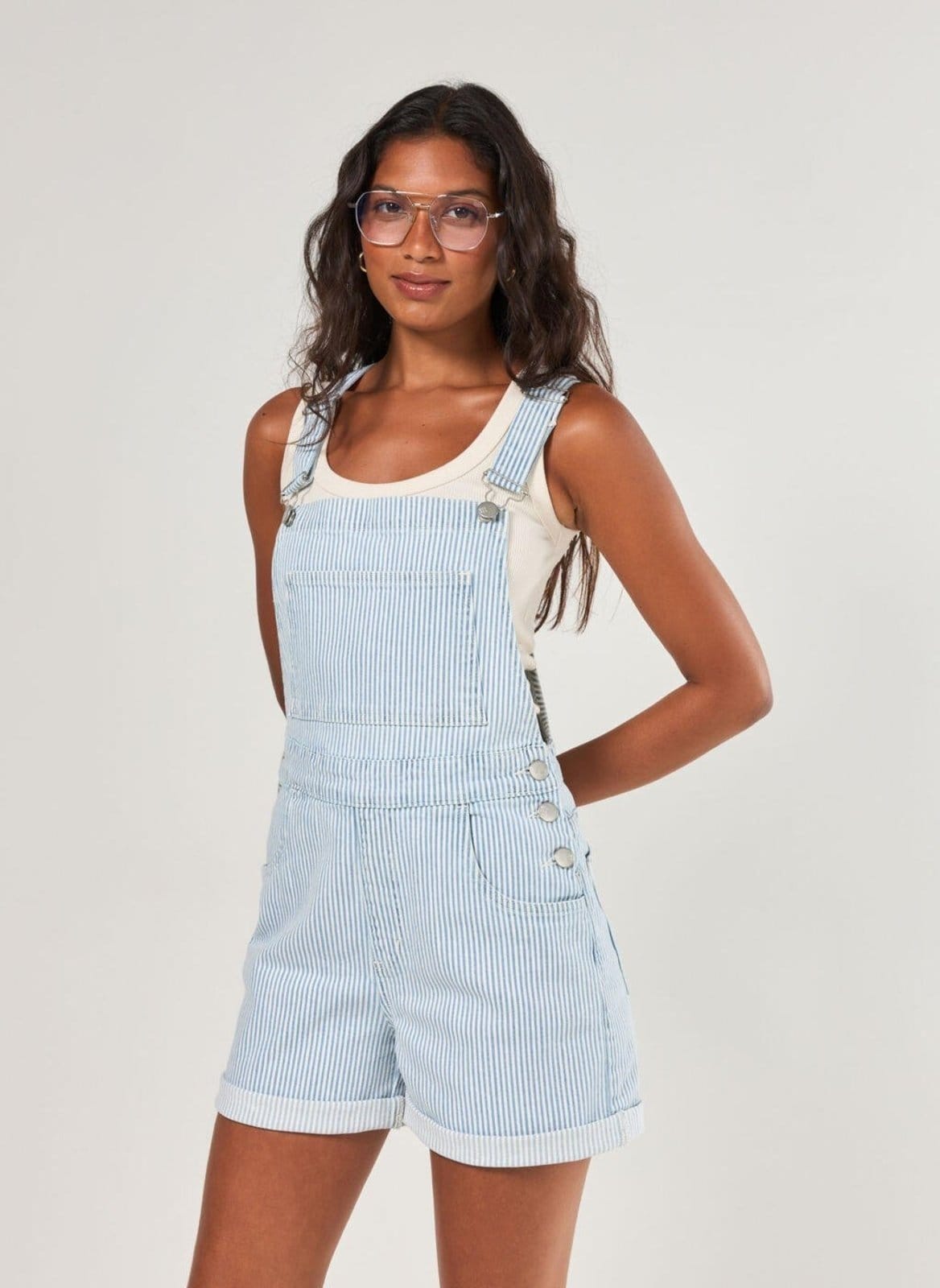 Macaquinho Em Sarja Listrada