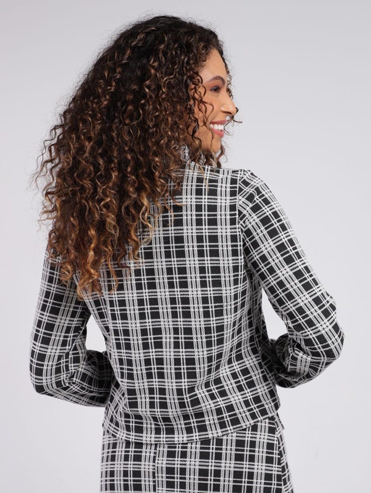 Vista 2 Blusão Xadrez Autentique Feminino Autentique preto